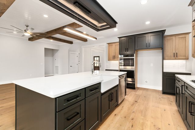 24 Port Royal Estate, Adams, TN 37010