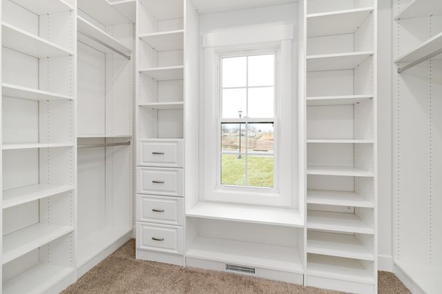 24 Port Royal Estate, Adams, TN 37010