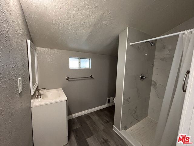 1000 N Sloan Avenue, Compton, CA 90221