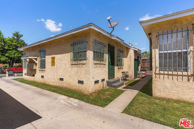 1000 N Sloan Avenue, Compton, CA 90221