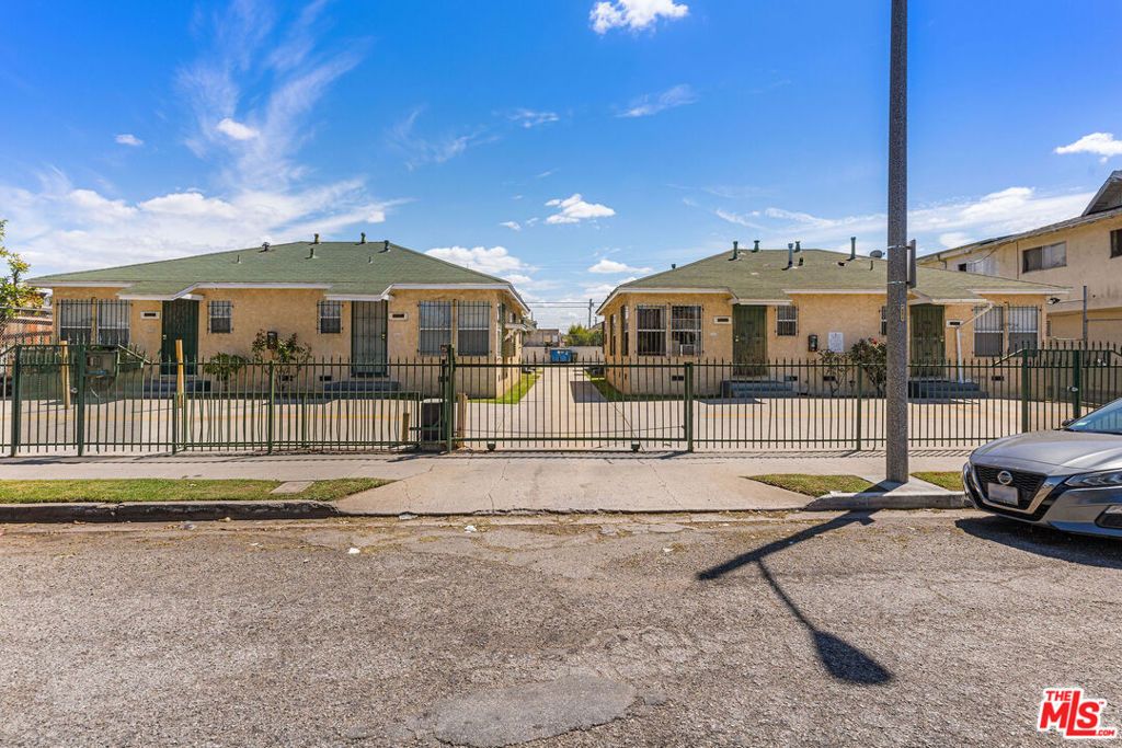 1000 N Sloan Avenue, Compton, CA 90221