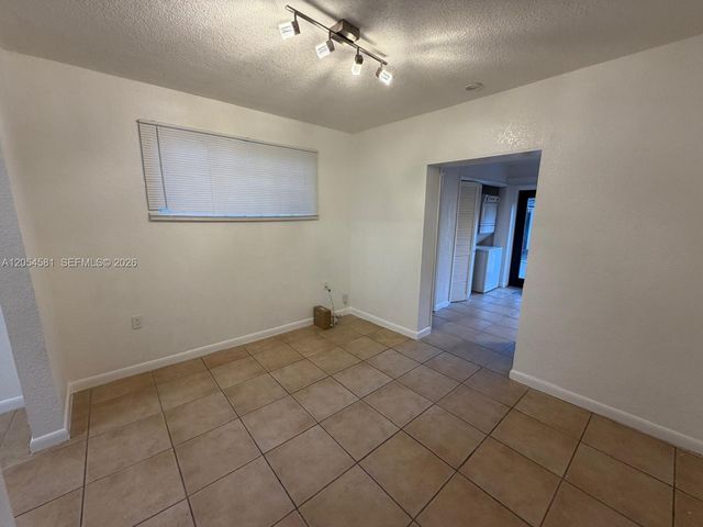 165 Lawn Way 165, Miami Springs, FL 33166
