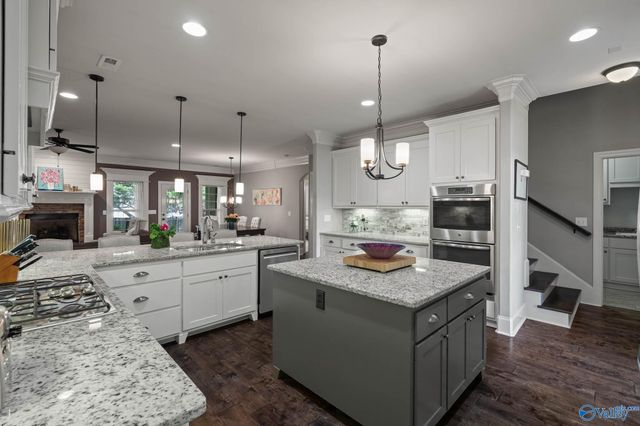 2715 Natures Trail SE, Owens Cross Roads, AL 35763