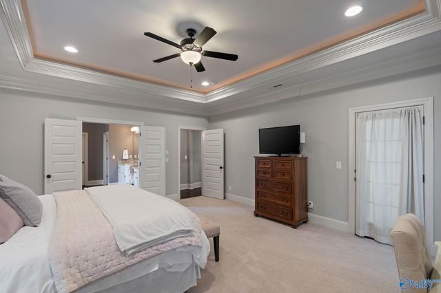 2715 Natures Trail SE, Owens Cross Roads, AL 35763