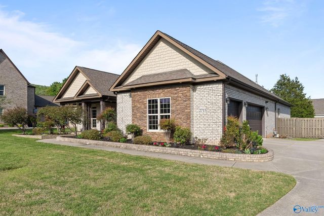 2715 Natures Trail SE, Owens Cross Roads, AL 35763