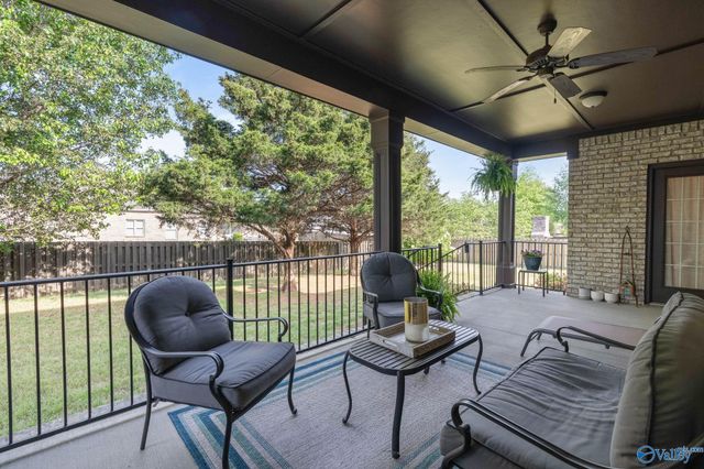 2715 Natures Trail SE, Owens Cross Roads, AL 35763