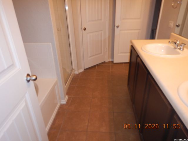 5711 Espada Clf, San Antonio, TX 78222
