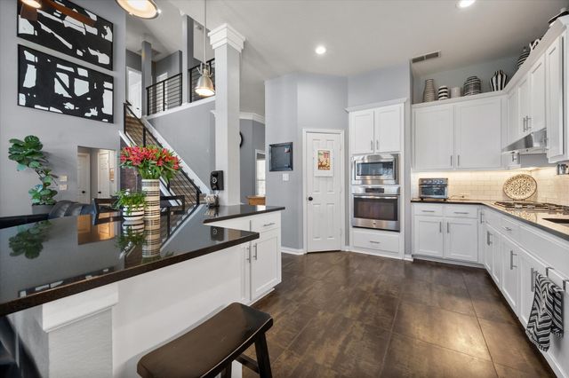 6341 Weaver Drive, Arlington, TX 76001