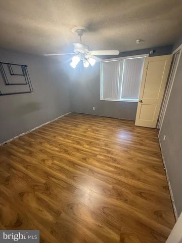 874 TAYLOR DR, Folcroft, PA 19032