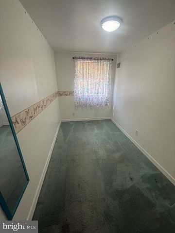 874 TAYLOR DR, Folcroft, PA 19032