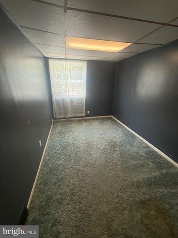 874 TAYLOR DR, Folcroft, PA 19032