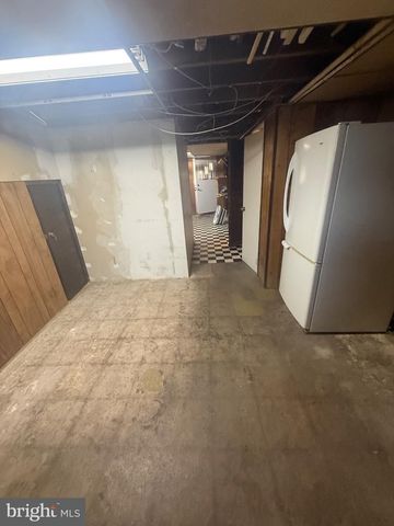 874 TAYLOR DR, Folcroft, PA 19032