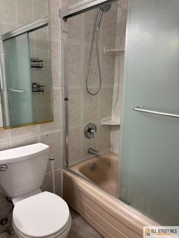 123 S Adelaide Avenue 1C, Highland Park, NJ 08904