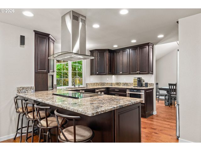 2249 BONNIE Ln, Springfield, OR 97477