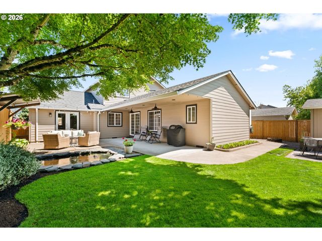 2249 BONNIE Ln, Springfield, OR 97477