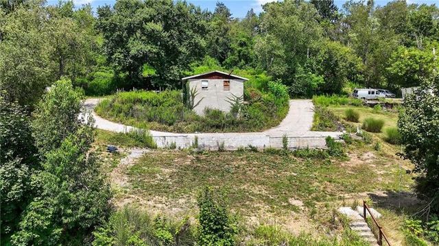 3143 Santiago Rd, Imperial, PA 15126