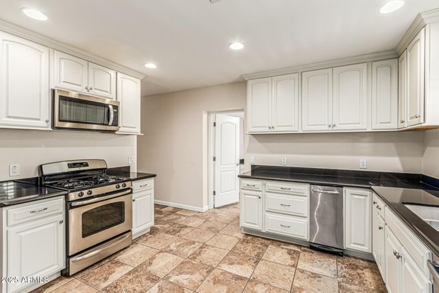 2807 N 8TH Avenue, Phoenix, AZ 85007