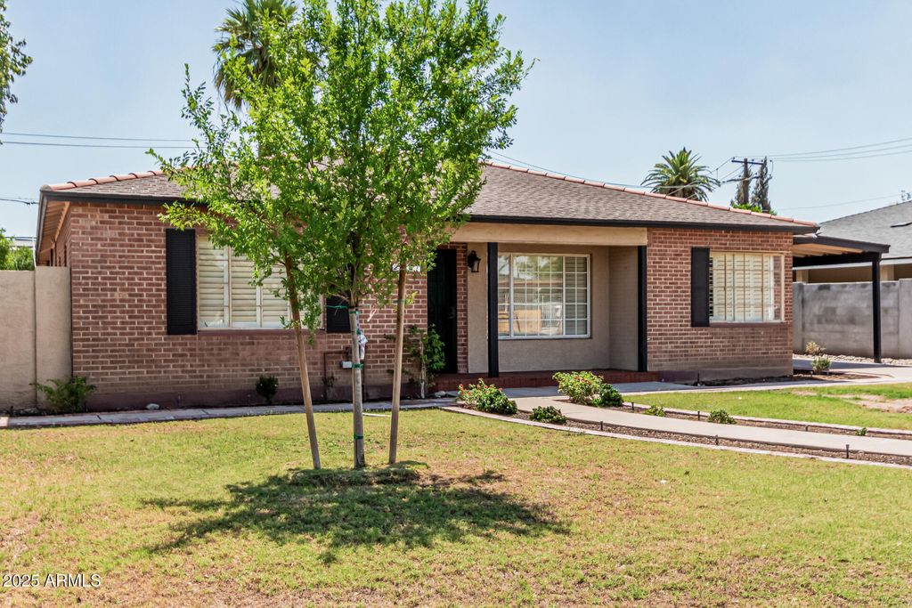 2807 N 8TH Avenue, Phoenix, AZ 85007