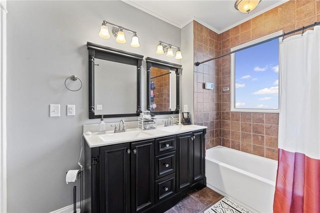 436 S Ash Street, Ottawa, KS 66067