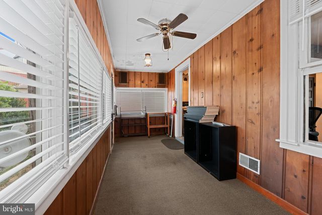 6 S PENN ST, Hanover, PA 17331
