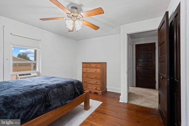 6 S PENN ST, Hanover, PA 17331