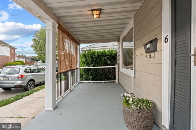 6 S PENN ST, Hanover, PA 17331