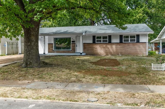 655 Gerald Avenue, Florissant, MO 63031