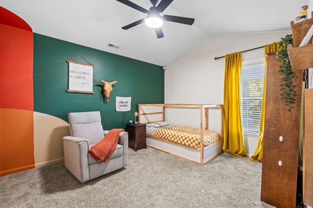 2900 Sullivans Trace, Lexington, KY 40511