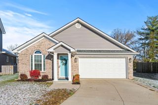 2900 Sullivans Trace, Lexington, KY 40511