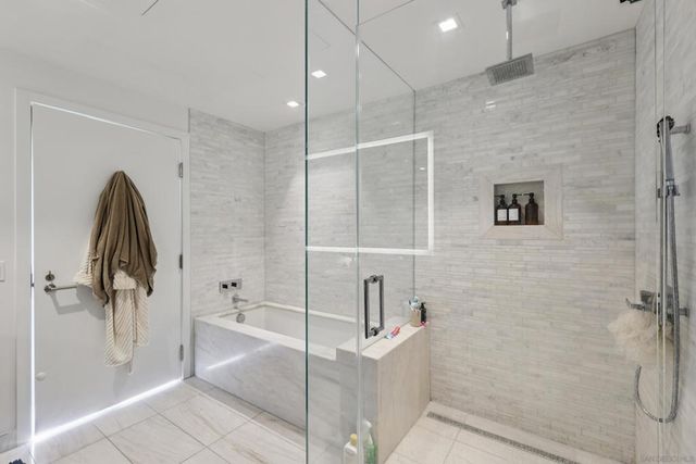 888 W E St 1504, San Diego, CA 92101