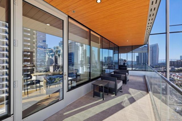 888 W E St 1504, San Diego, CA 92101