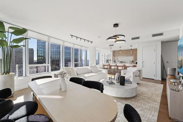 888 W E St 1504, San Diego, CA 92101