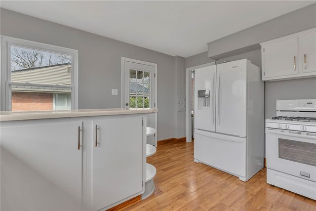 2893 Brodhead Rd, Hopewell Twp, PA 15001