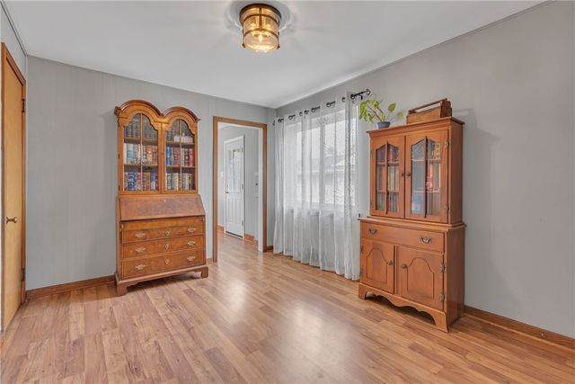 2893 Brodhead Rd, Hopewell Twp, PA 15001