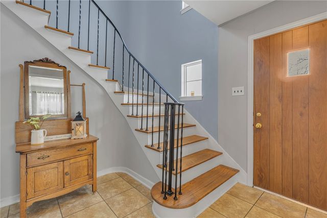 2893 Brodhead Rd, Hopewell Twp, PA 15001