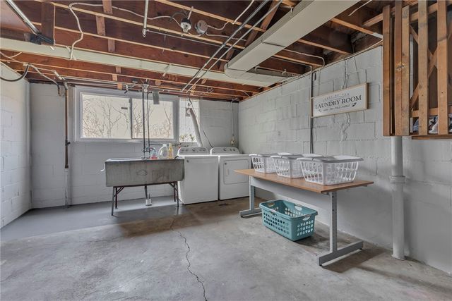 2893 Brodhead Rd, Hopewell Twp, PA 15001