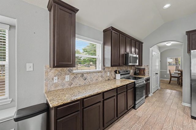 9175 Wapiti Trail, Conroe, TX 77303