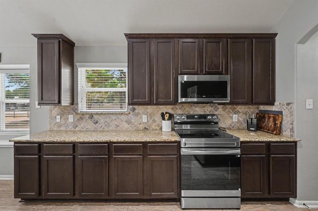 9175 Wapiti Trail, Conroe, TX 77303