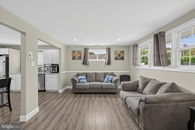 1493 S DELSEA DR, Woodbury, NJ 08096