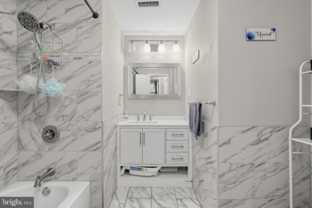 1493 S DELSEA DR, Woodbury, NJ 08096