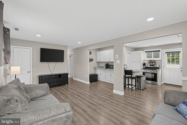 1493 S DELSEA DR, Woodbury, NJ 08096