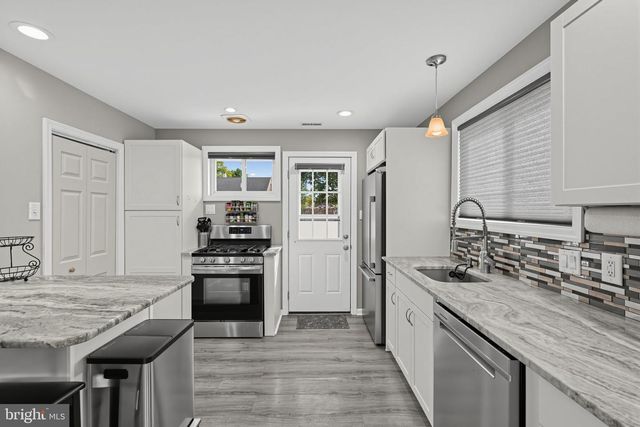 1493 S DELSEA DR, Woodbury, NJ 08096