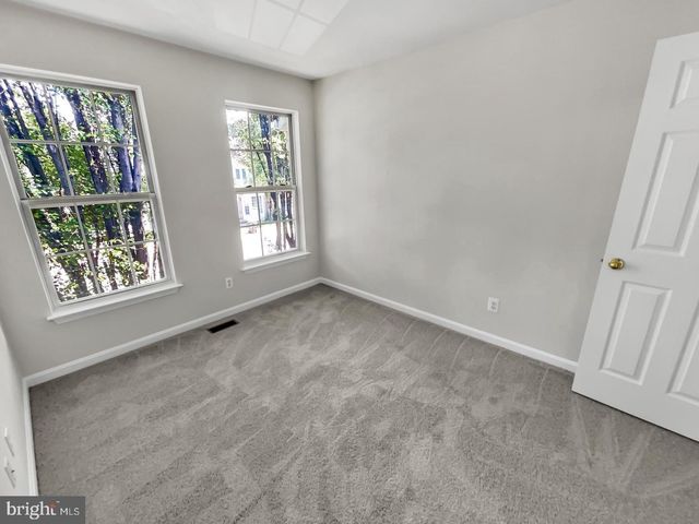 17518 ISLE ROYALE TER, Dumfries, VA 22025