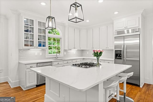 702 SE Cheswich Overlook SE, Marietta, GA 30067