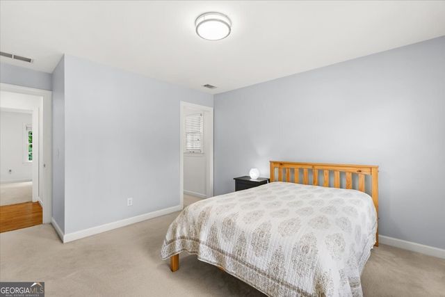 702 SE Cheswich Overlook SE, Marietta, GA 30067