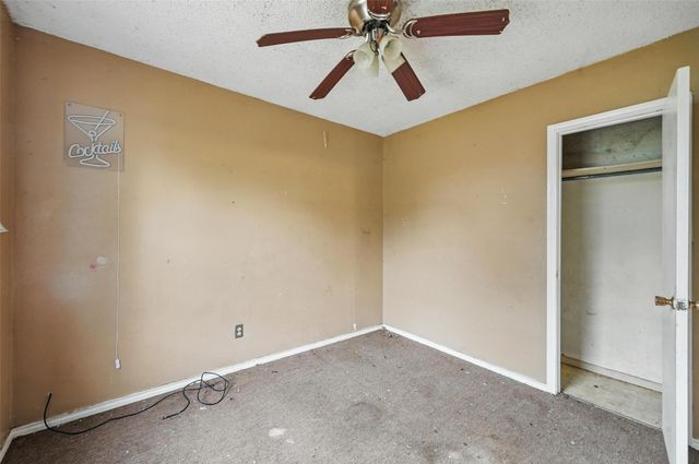 3824 Stuart Drive, Fort Worth, TX 76110