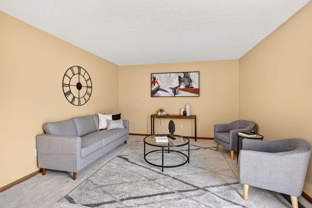 6495 Saylor Street, Canal Winchester, OH 43110