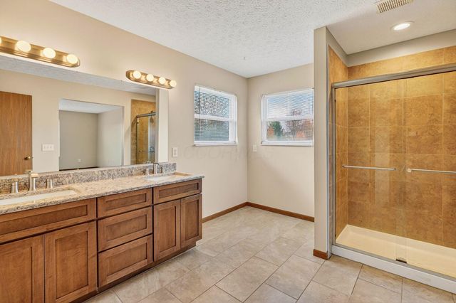 6495 Saylor Street, Canal Winchester, OH 43110