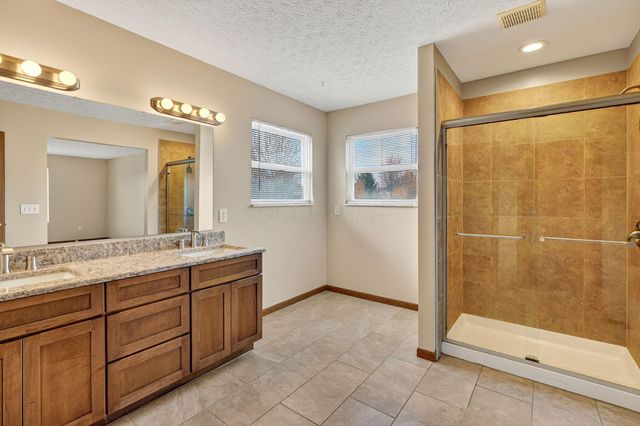 6495 Saylor Street, Canal Winchester, OH 43110