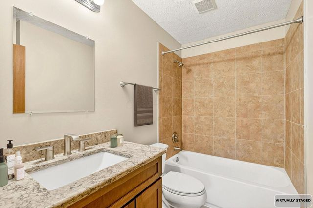 6495 Saylor Street, Canal Winchester, OH 43110